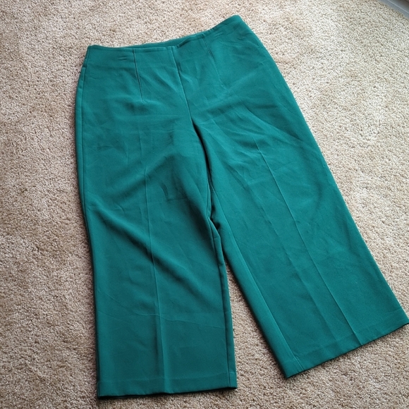 Nine West Pants - Nine West Teal Wide Leg Capri Pants
